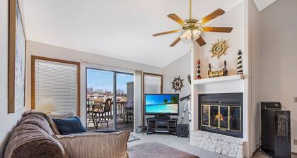 Amazing Lakefront Pool On Coveted Horseshoe Bend!