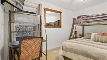 Condo, Multiple Beds, Pool Access (Wick Haus) | 3 bedrooms, individually decorated, individually furnished, bed sheets