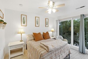 Bloc d'apartaments, diversos llits, accés a la piscina (Wick Haus) | 3 dormitoris, decoració individual, mobiliari individual i roba de llit 