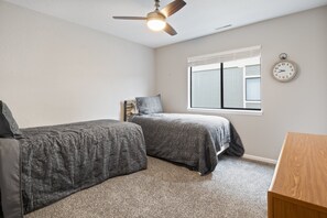 3 室のベッドルーム