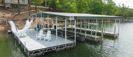 Dock