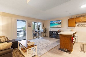 Appartement, 1 queensize bed met slaapbank, toegang tot zwembad (Wren's Nest for Two) | Woonruimte