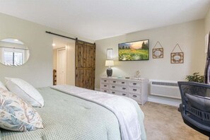 Kondominium, Beberapa Tempat Tidur, patio (Golden Retreat) | 2 kamar tidur dan didekorasi berbeda-beda