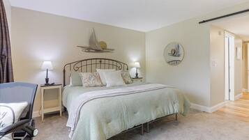 Condo, Multiple Beds, Patio (Golden Retreat) | 2 bedrooms, individually decorated, individually furnished, bed sheets