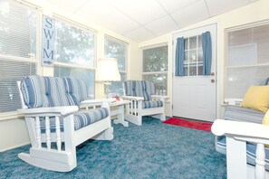 Casa, varias camas, patio (Siesta Shores) | Interior