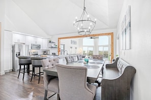 獨棟房屋, 多張床, 熱水浴缸 (The Grandview) | 5 間臥室、獨特裝潢、布置獨特、床單