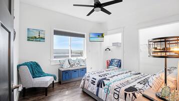 獨棟房屋, 多張床, 熱水浴缸 (The Grandview) | 5 間臥室、獨特裝潢、布置獨特、床單