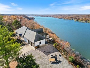 Exterior - Amazing Sunset Lake Views, Huge Deck & Hot Tub! (Sunrise Beach)