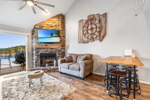 Bloc d'apartaments, diversos llits, pati (Penthouse in the Park) | Interior