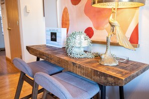 Ferienhaus, Mehrere Betten, Terrasse (Good Life Vibes Lake House) | 3 Schlafzimmer, individuell dekoriert, individuell eingerichtet