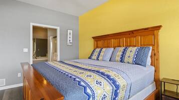 Condo, Multiple Beds, Patio (Wake Lake) | 3 bedrooms, individually decorated, individually furnished, bed sheets