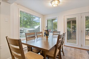 Casa, varias camas, patio (4 Waters Getaway)