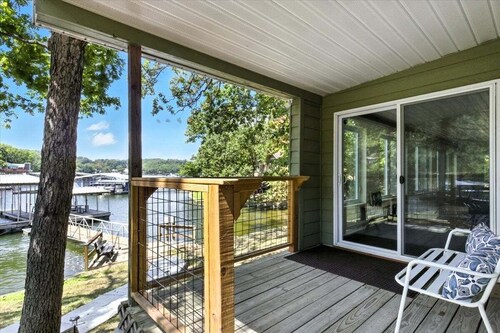 Lakefront Home w/ Dock, Boat Slip, Private Ramp, Kayaks, Paddle Boards & Firepit