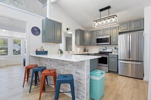 Hus, flere senger, terrasse (Lucy Landing) | Eget kjøkken