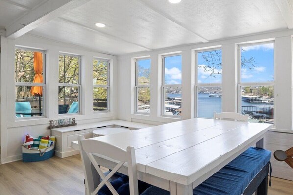 Huis, Meerdere bedden, terras (Lucy Landing) | 3 slaapkamers, individueel gedecoreerd, individueel gemeubileerd