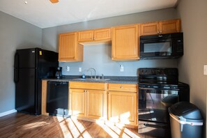 Rumah, Beberapa Tempat Tidur, patio (Lofty Aspirations) | Dapur pribadi