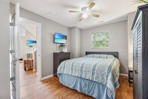 Casa, varias camas, patio (Lofty Aspirations) | 2 dormitorios, decoración individual, mobiliario individual