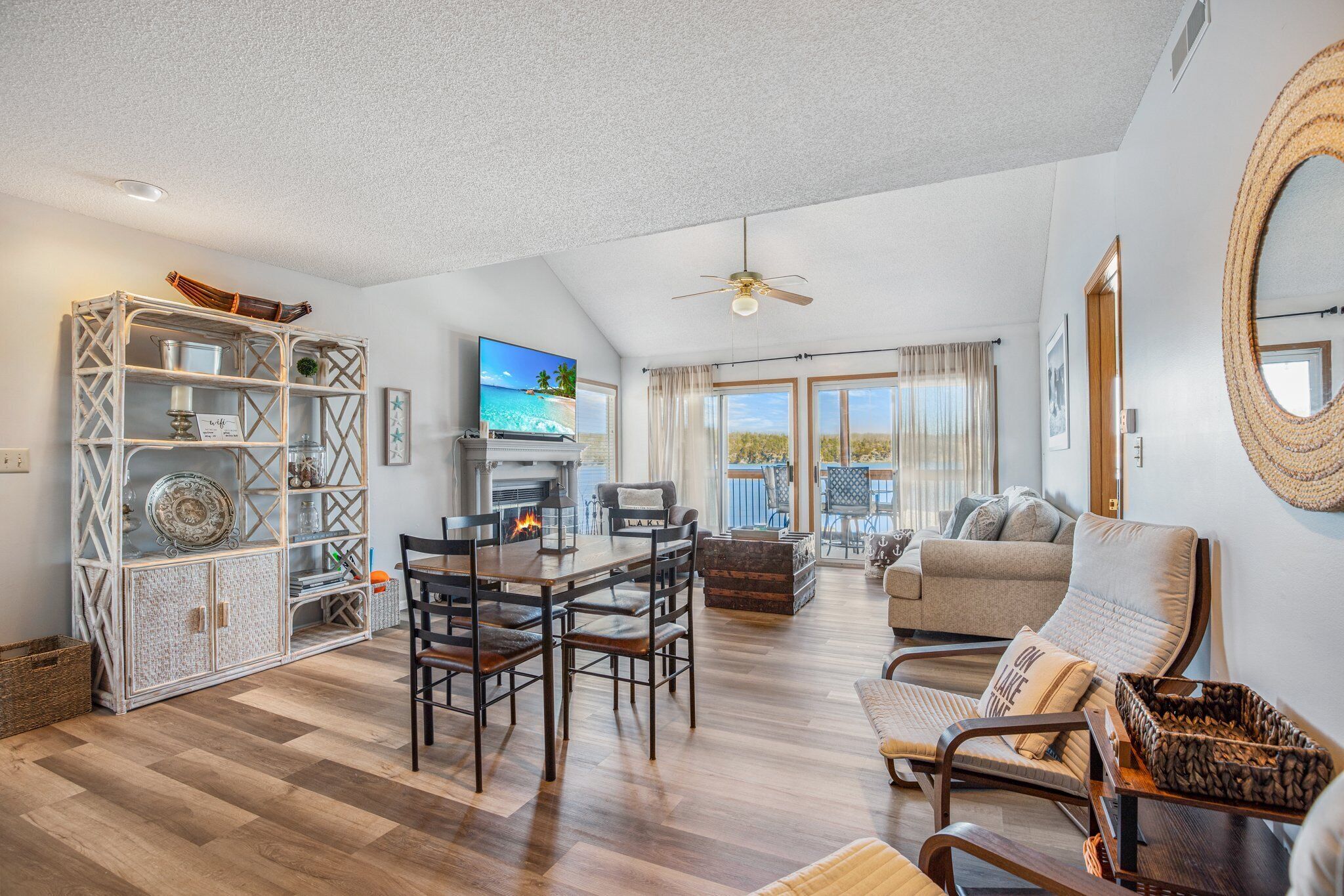 Kondominium, Beberapa Tempat Tidur, akses ke kolam renang (Poolside at BreakWater Bay) | Area keluarga