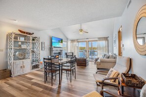 Living area - Poolside Condo With Amazing Lake Views & Design (Osage Beach)
