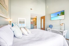 Condo, Multiple Beds, Pool Access (Poolside at BreakWater Bay) | 3 bedrooms, individually decorated, individually furnished, bed sheets - Poolside Condo With Amazing Lake Views & Design (Osage Beach)