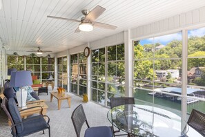 Ferienhaus, Mehrere Betten, Terrasse (The Flagship) | Ausblick vom Zimmer