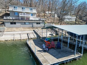 Exterior - Lake Life: Amazing Weekday Specials! Dock, Swim Mat, Cove Water (Eldon)