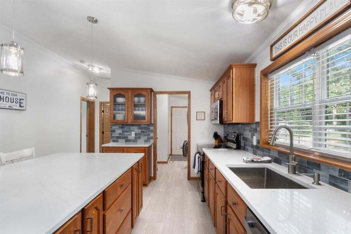 House, Multiple Beds, Patio (Ripple Cove Hideaway) | Private kitchen