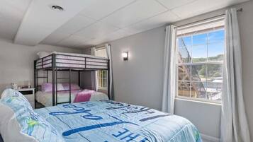 House, Multiple Beds, Patio (Ripple Cove Hideaway) | View from room