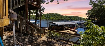 Wonderful Remote Lake Cabin! Fish From Deck & Dock