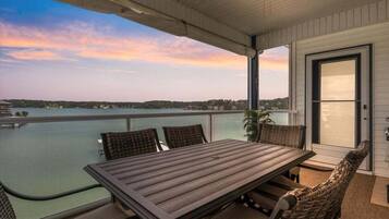 Condo, Multiple Beds, Pool Access (High Tide Hideaway) | Outdoor dining
