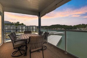 View from room - Main Channel Views, Screened Porch, Pool & Boat Slip (Lake Ozark)