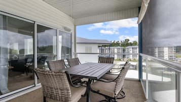 Condo, Multiple Beds, Pool Access (High Tide Hideaway) | Outdoor dining