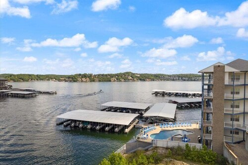 Main Channel Views, Screened Porch, Pool & Boat Slip