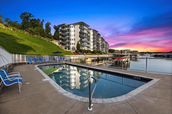 Pool - Main Channel Views, Screened Porch, Pool & Boat Slip (Lake Ozark)