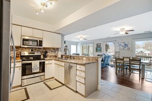 Talo, useita sänkyjä, patio (The Lookout) | Yksityinen keittiö