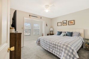 Casa, varias camas, patio (The Lookout) | 3 dormitorios, decoración individual, mobiliario individual