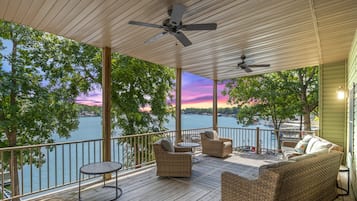 Casa, várias camas, banheira de imersão (Eagle Ridge) | Vista do quarto