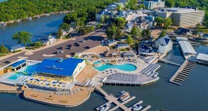 Perfect Resort Retreat Close to Everything