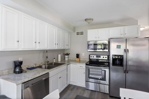 Nhà, nhiều giường, bồn tắm nước nóng (The Great Escape) | Bếp riêng