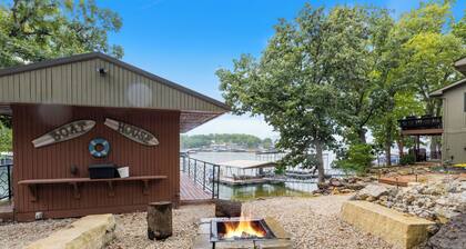 Game Room, Dock Life, Fire Pit & Hot Tub!