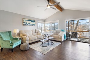 House, Multiple Beds, Patio (Sunrise Shores) | Living area