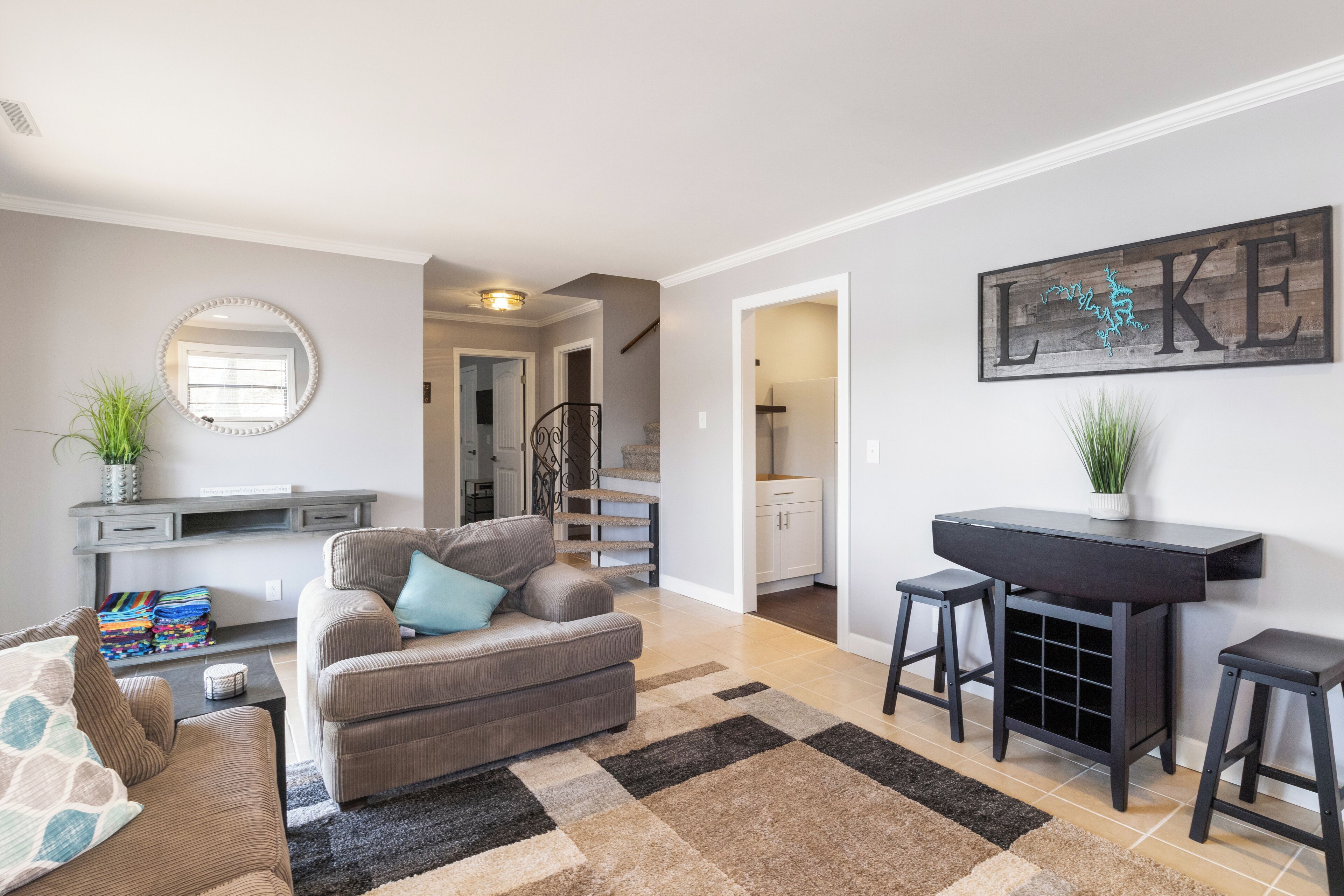 Hus, flere senger, terrasse (Sunrise Shores) | Oppholdsområde