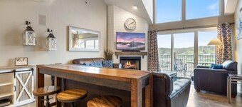 Family-friendly, Fishing, & Fun w/ 2 Pools, Views, Boat Slip & Launch