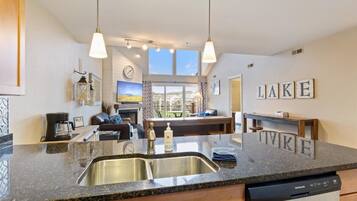 Condo, Multiple Beds, Pool Access (Reel Retreat) | Interior