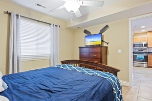 公寓客房, 多張床, 可使用泳池 (Reel Retreat) | 2 間睡房、獨特設計、獨特裝修、床單