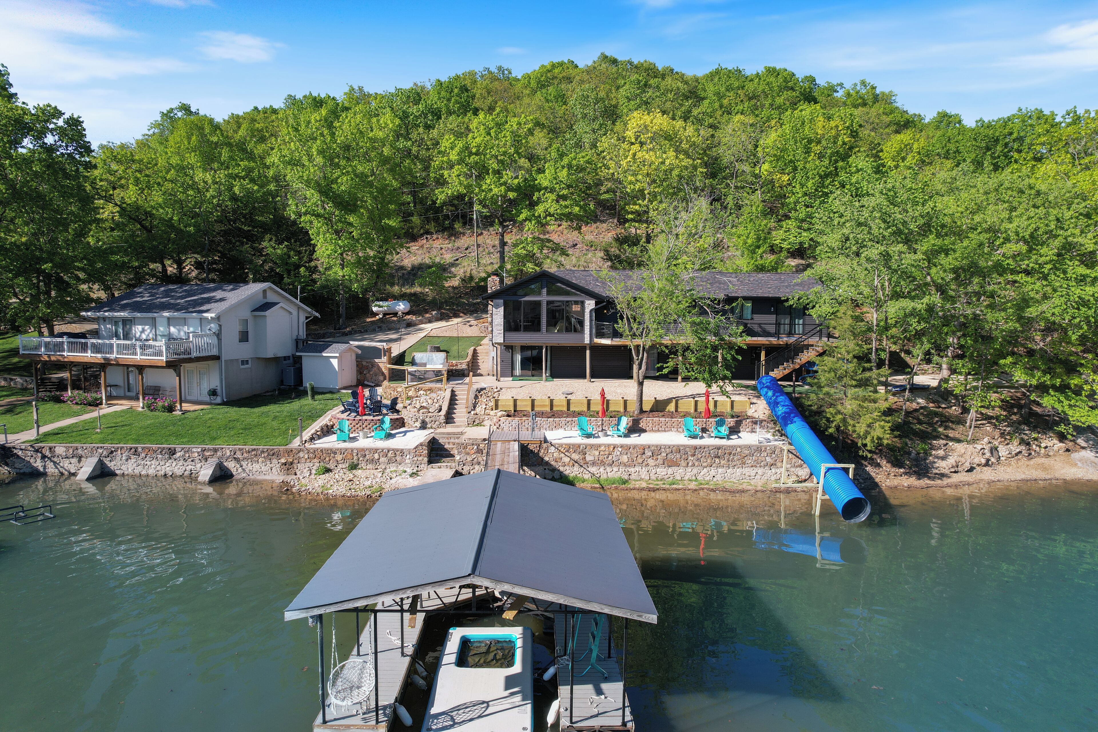 House, Multiple Beds, Hot Tub (Waters Edge on Burning Bush Drive) | Exterior
