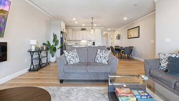 Appart'hôtel, plusieurs lits, patio (Lookout Lodge) | Coin séjour