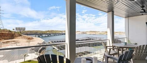 Leilighet, flere senger, terrasse (Lookout Lodge) | Utsikt fra rommet