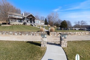 Exterior - Loto Pointe, Updated Luxury Home w/ Boat & PWC Slip, Boat Ramp, Firepits, Pool Table & More! (Versailles)
