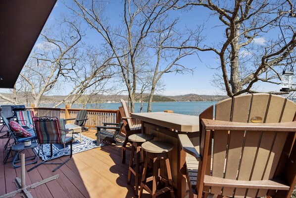 Huis, Meerdere bedden, terras (Woodmont Point) | Uitzicht vanuit de kamer